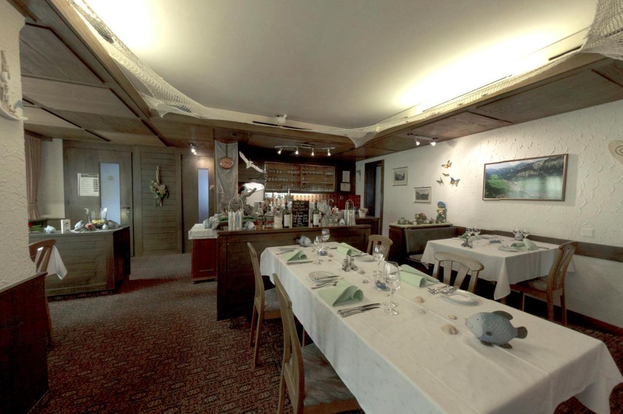 Gasthaus Post Muotathal Dış mekan fotoğraf
